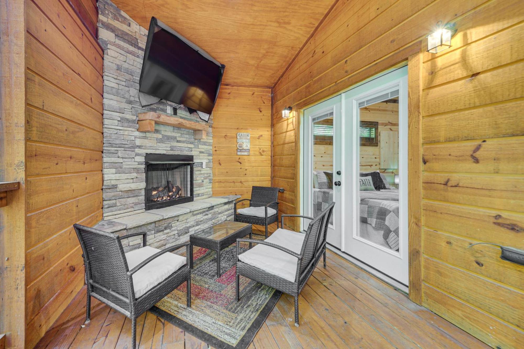 Pet-Friendly Broken Bow Cabin With Private Hot Tub! Exterior photo