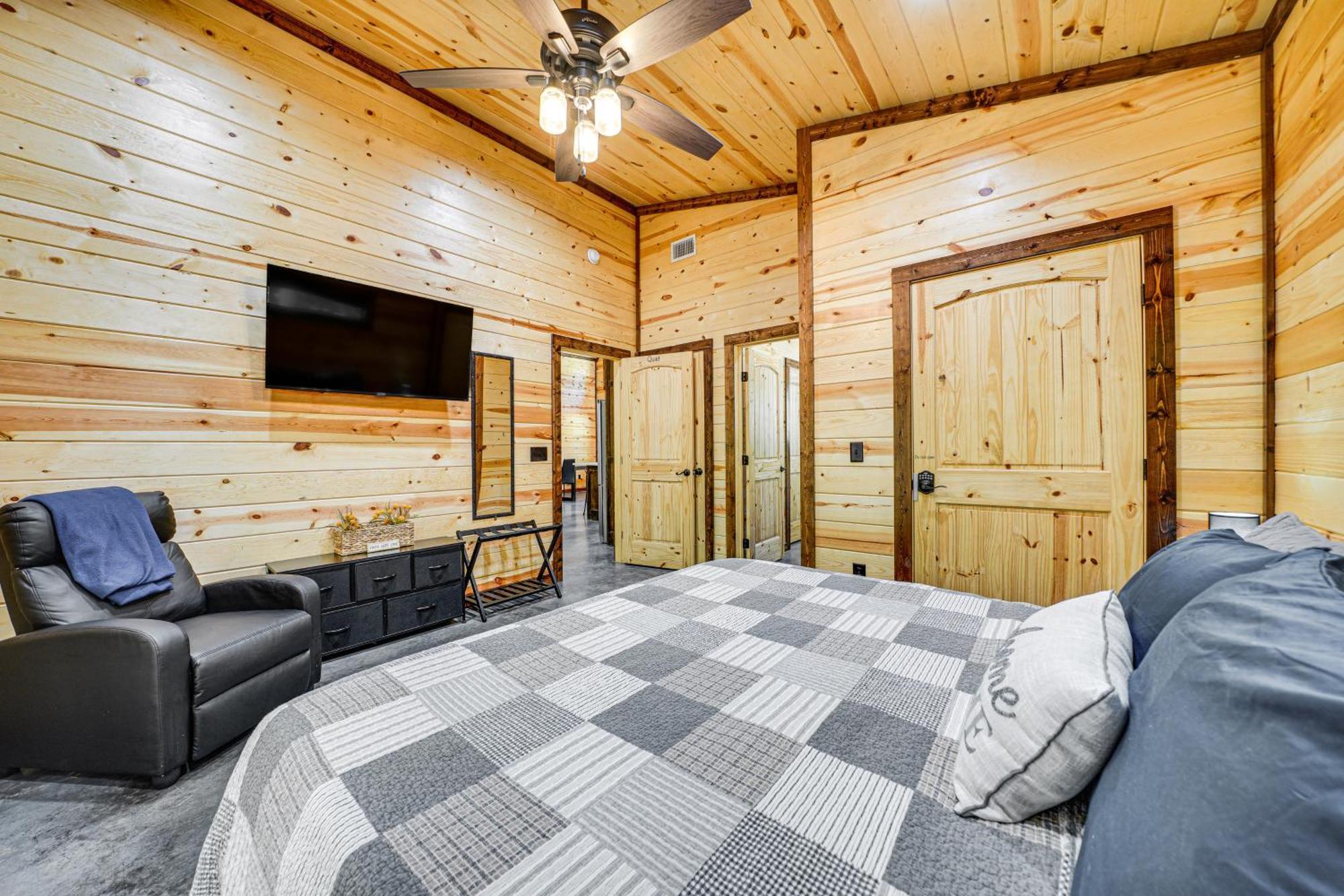 Pet-Friendly Broken Bow Cabin With Private Hot Tub! Exterior photo
