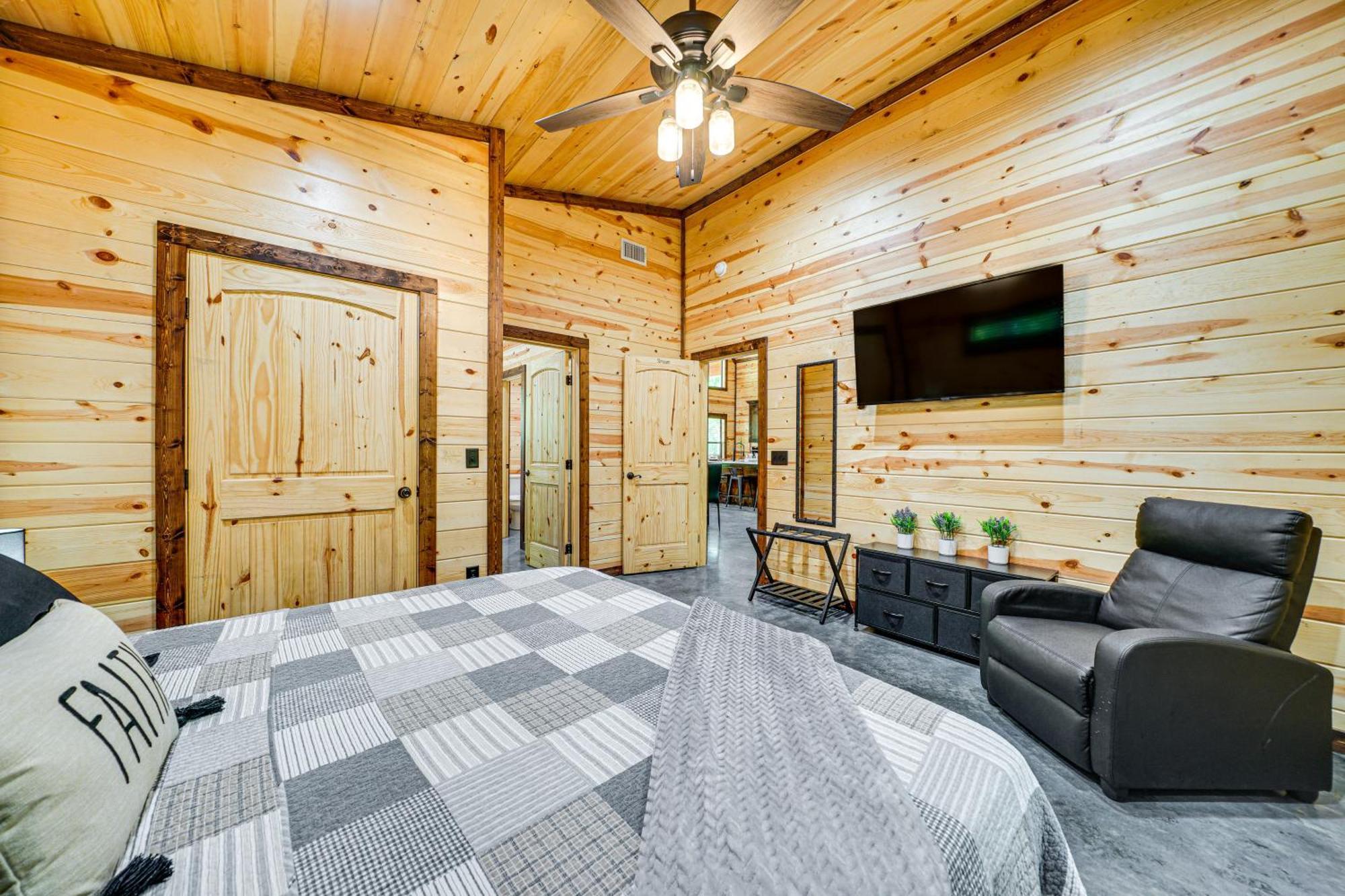 Pet-Friendly Broken Bow Cabin With Private Hot Tub! Exterior photo