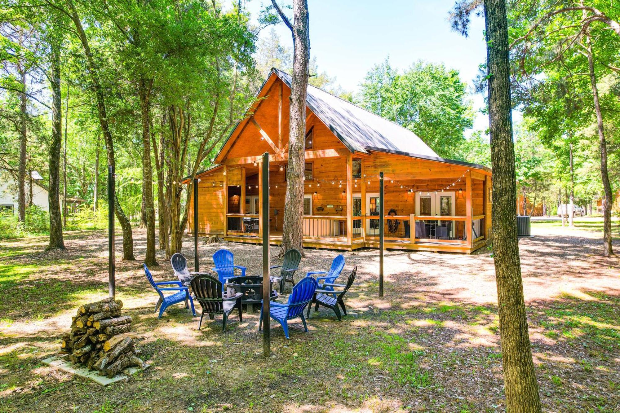 Pet-Friendly Broken Bow Cabin With Private Hot Tub! Exterior photo
