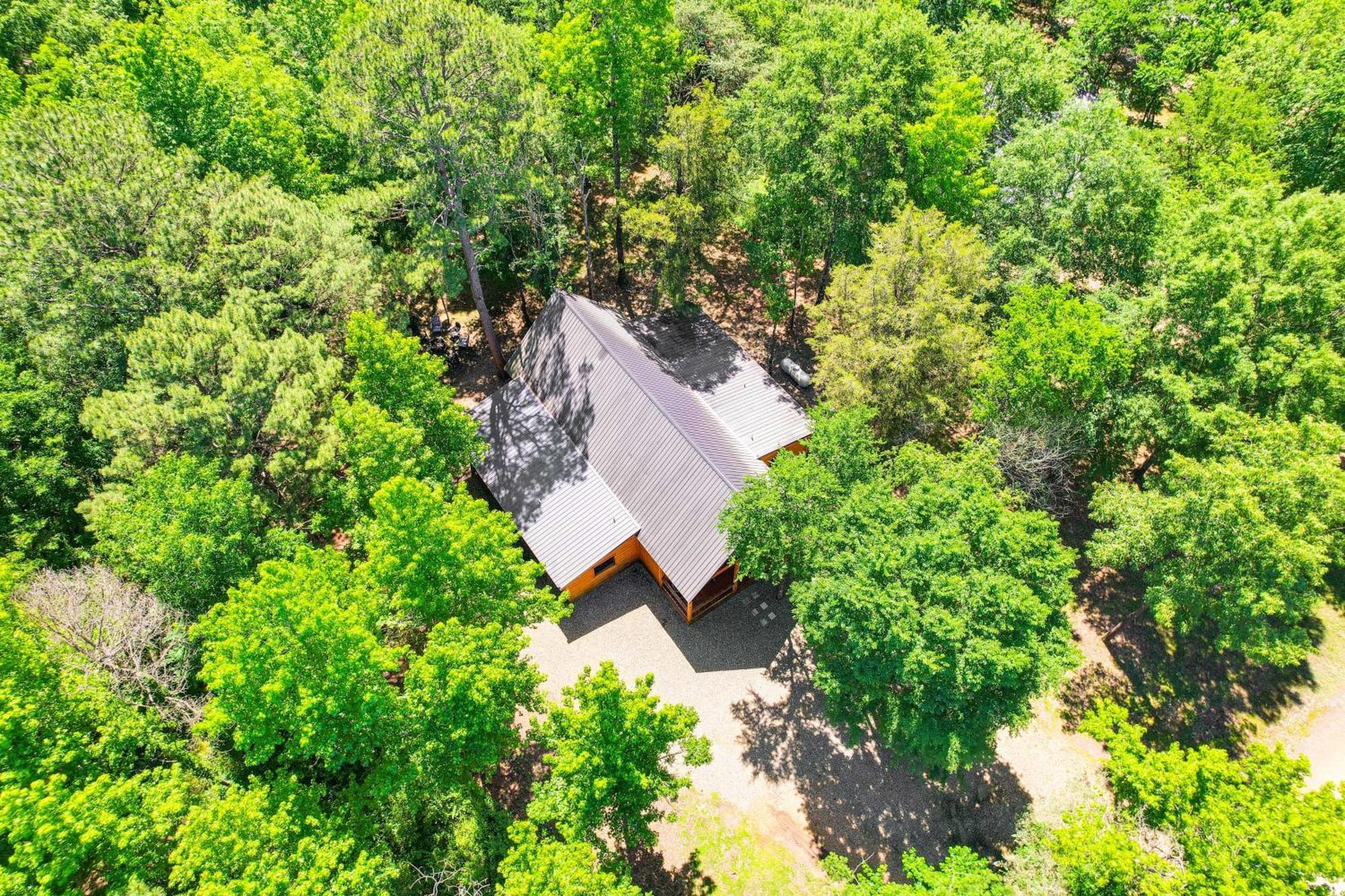 Pet-Friendly Broken Bow Cabin With Private Hot Tub! Exterior photo